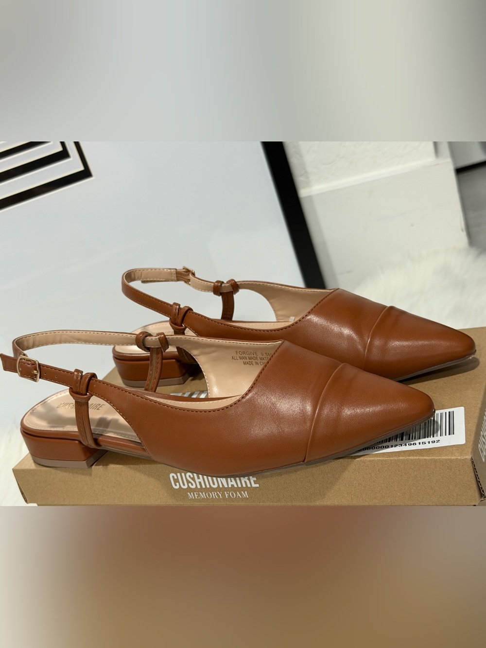 Cushionaire Women's Tan Pointed Slingback Womens Flats 9.5 - Picture 2 of 12